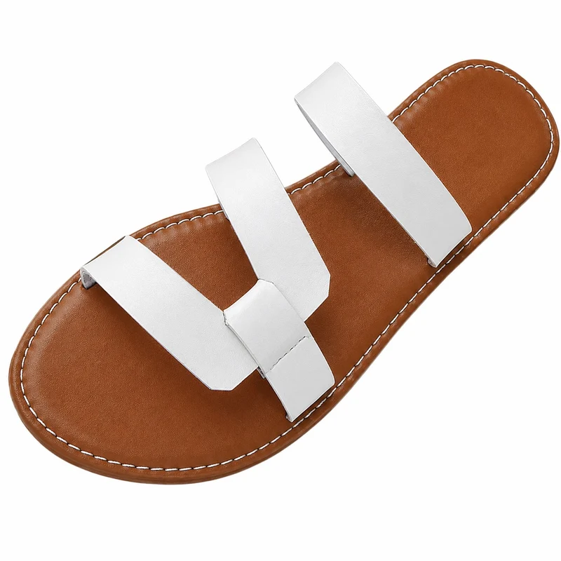 Women's Flat Sandal with Thick Straps and Design