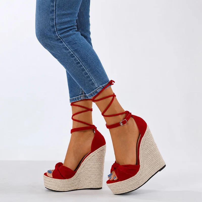 Classy and Modern Women's Heeled Sandal