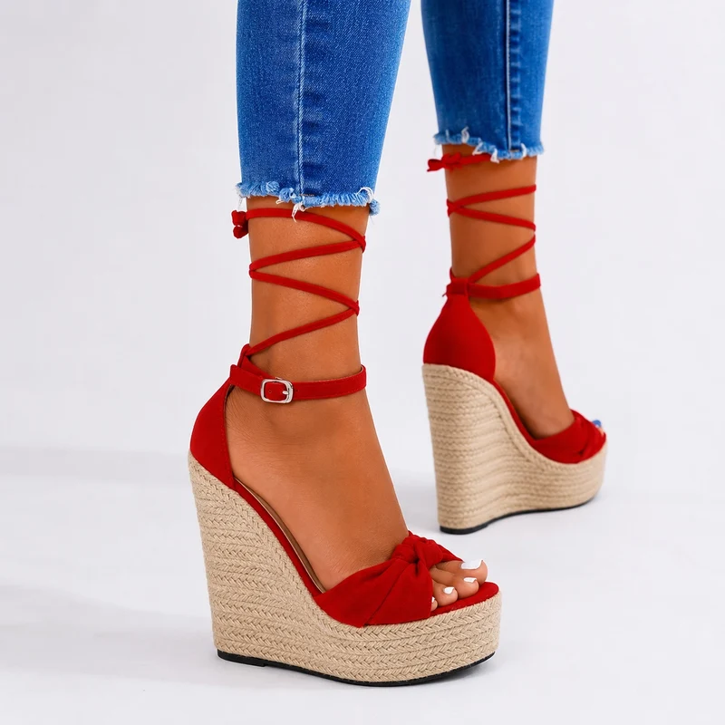 Classy and Modern Women's Heeled Sandal