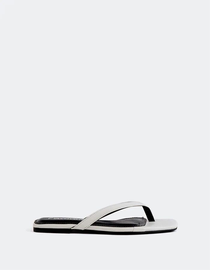 Crina White