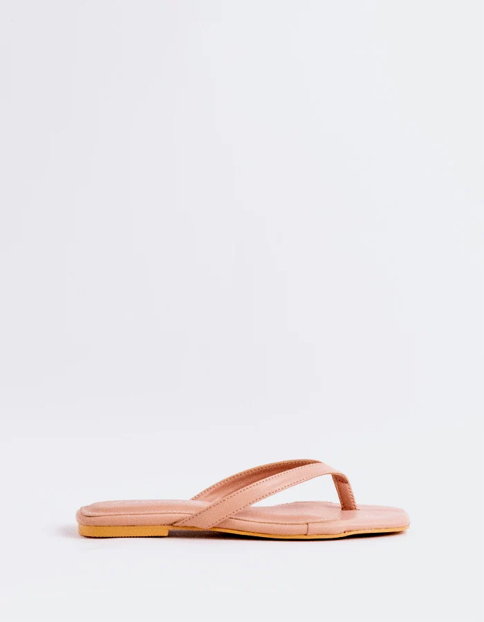 Crina Nude