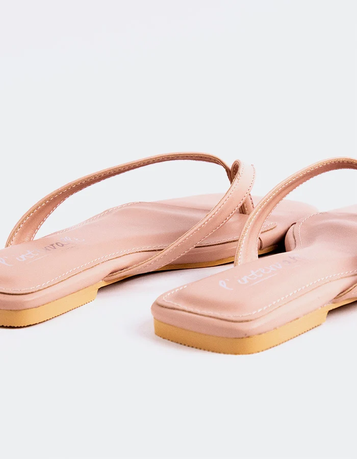 Crina Nude