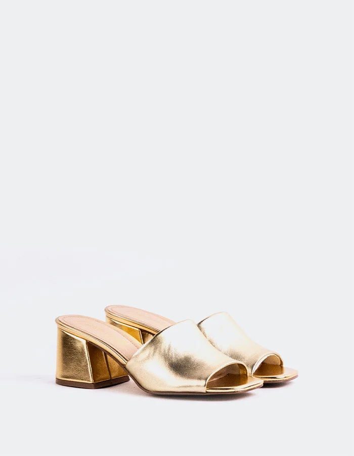 Clarabelle Gold Metal