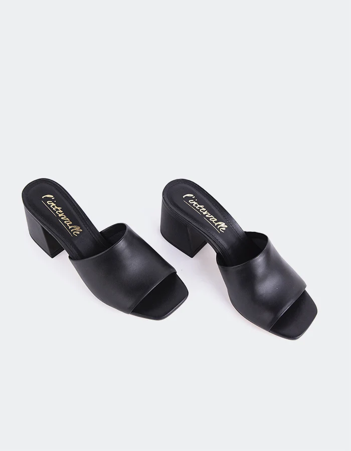 Clarabelle Black Leather