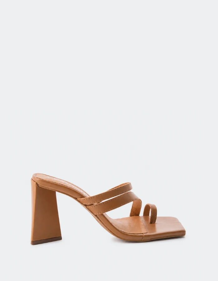 Malecon Tan Leather