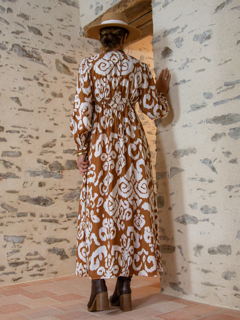 Robe longue camel imprimé ethnique AMAYA In April 1986