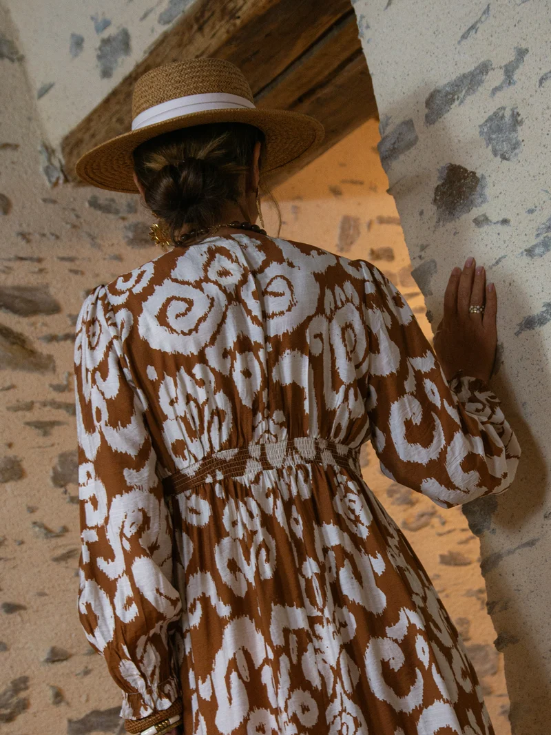 Robe longue camel imprimé ethnique AMAYA In April 1986