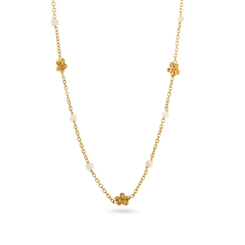 Collier fin doré en acier inoxydable – Fleurs et perles de pierre blanche