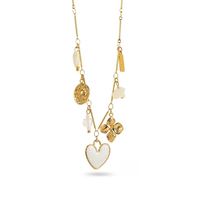 Collier doré en acier inoxydable à breloques – Cœur blanc central