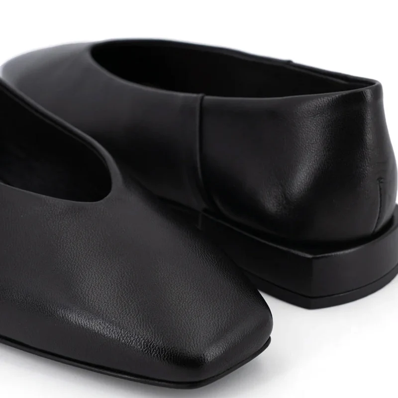 DONIA NOIR