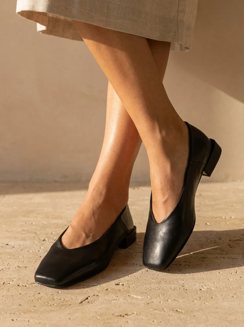 DONIA NOIR