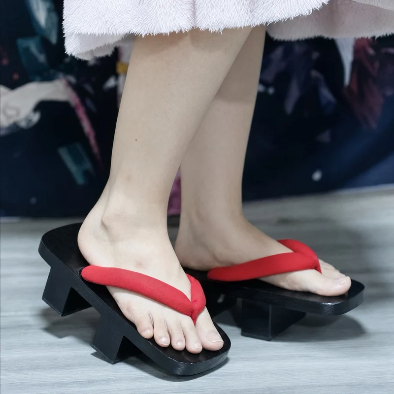 Traditional Japanese Wooden Sandal