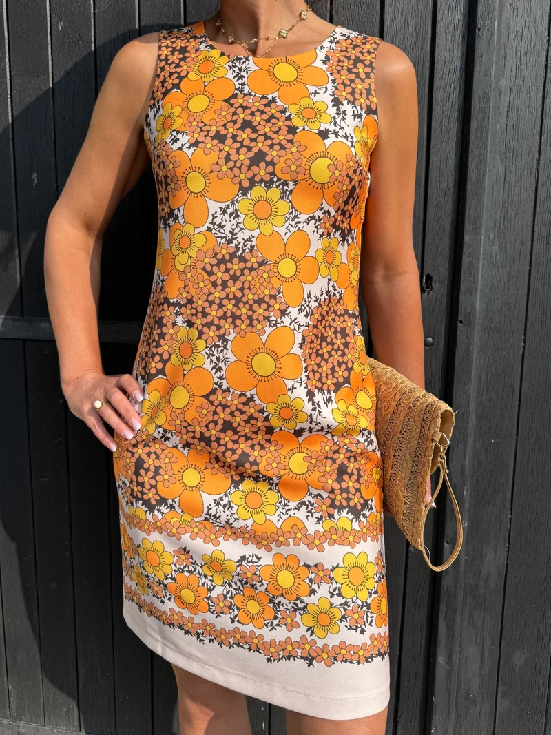 Robe SEVENTIES n°128 jaune et orange Hippocampe