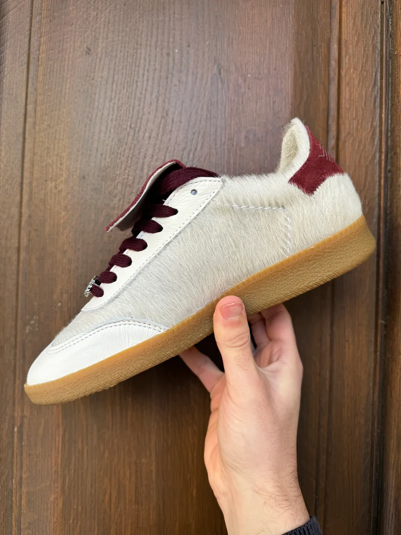 Basket blanche à grosse languette bordeaux MAGAR B197 Semerdjian