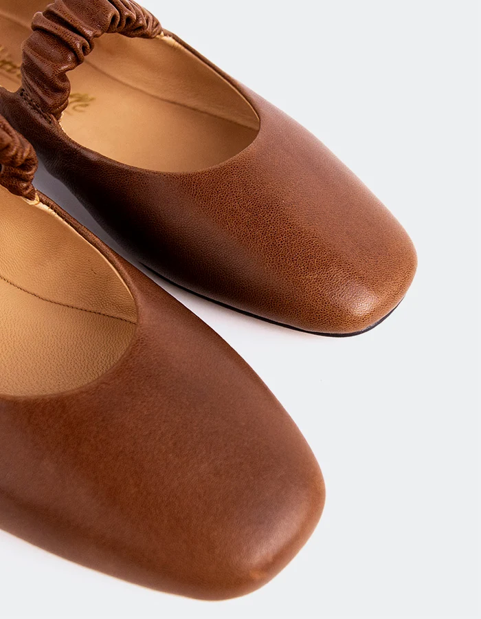Miah Tan Leather
