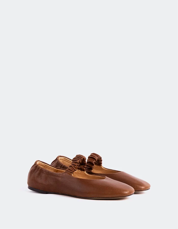 Miah Tan Leather
