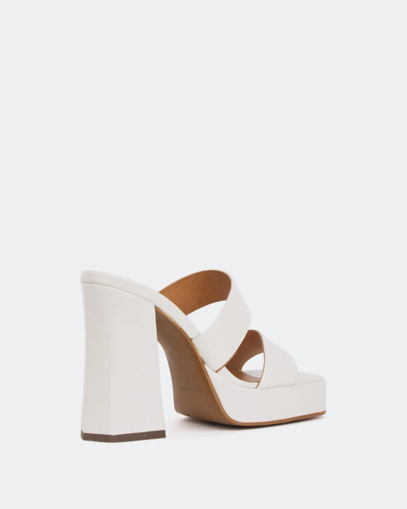 Jinx Off White Leather/Cuir Blanc Cassé