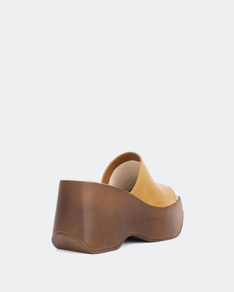 Klum Tan Leather