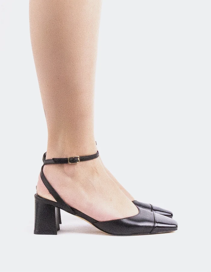 Ziana Black Leather