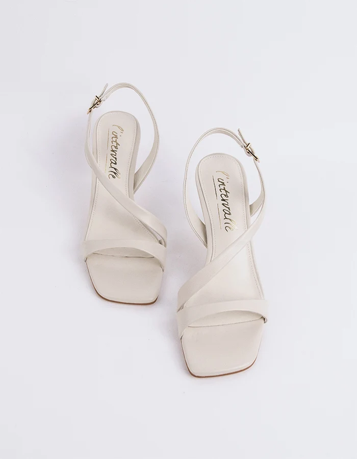 Jaycie Off White Leather