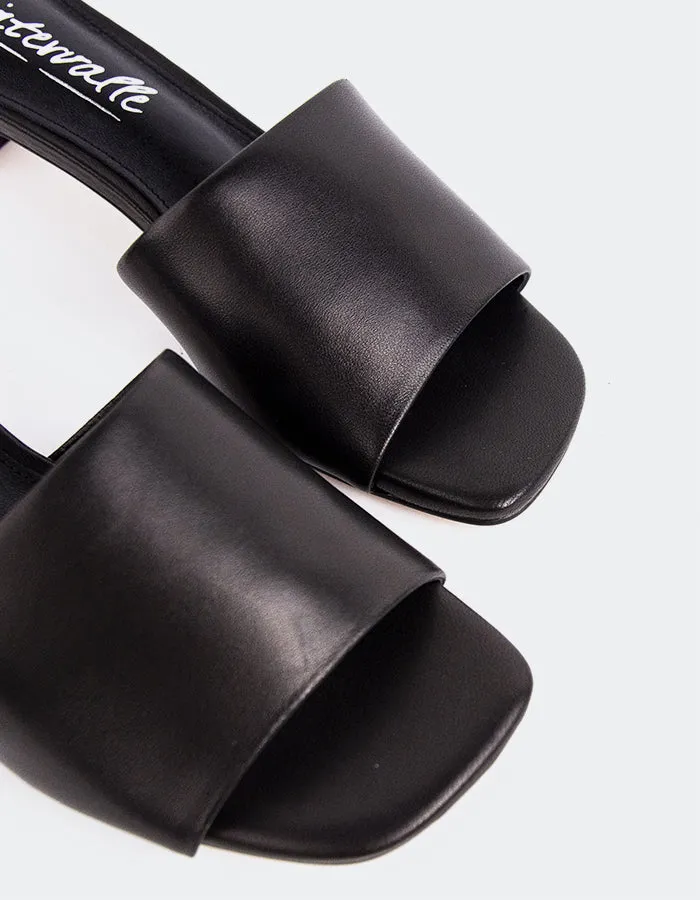 Kyanna Black Leather