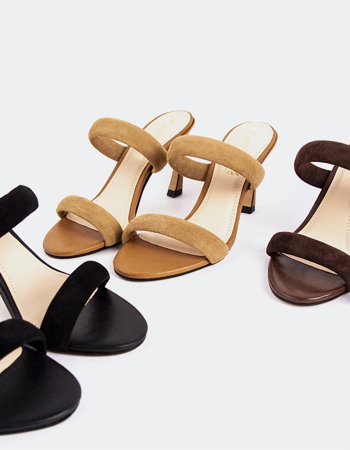 Yrina Brown Suede