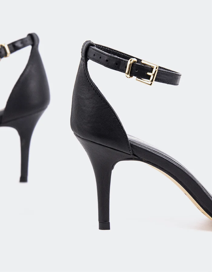 Maryah Black Leather