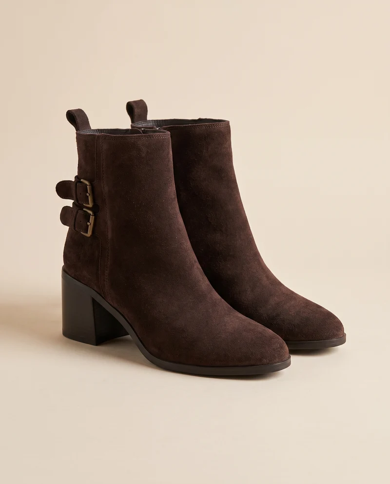OLIA MARRON