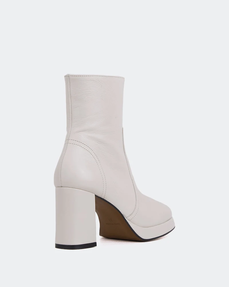 Filton Off White Leather
