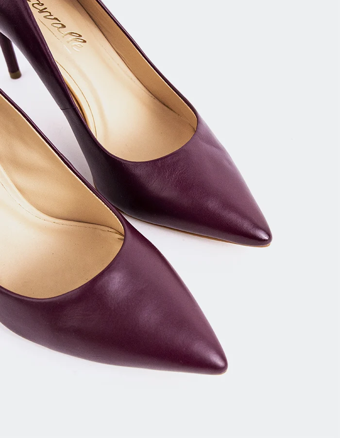 Zinnia Burgundy Leather