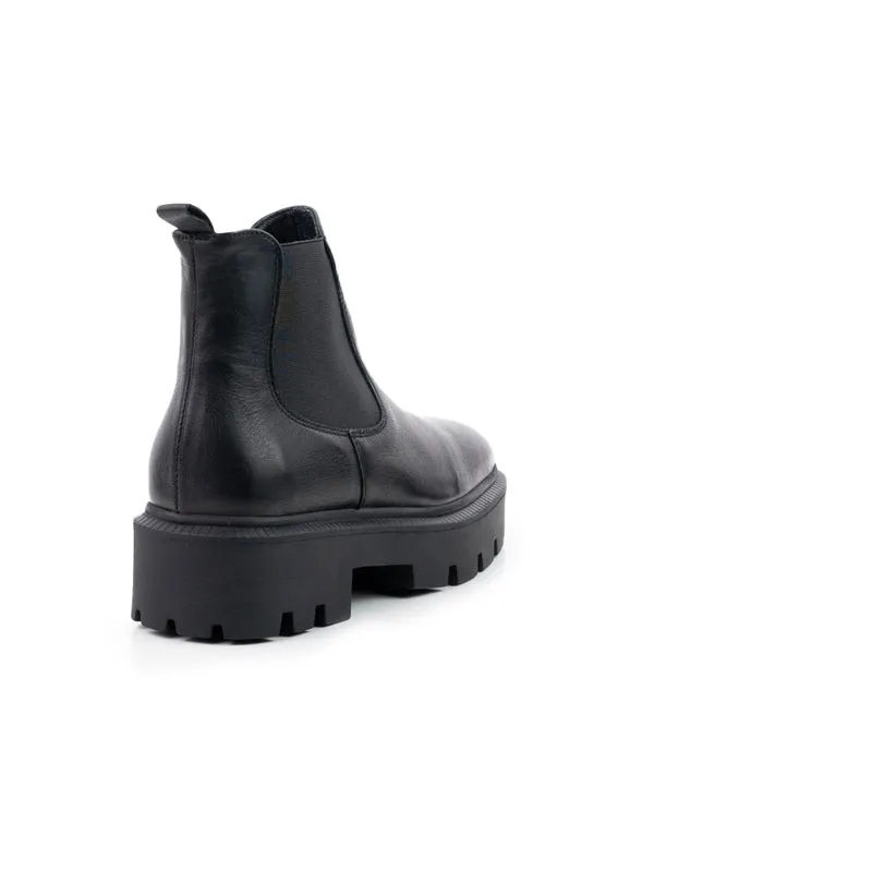 Ritchie Black Leather