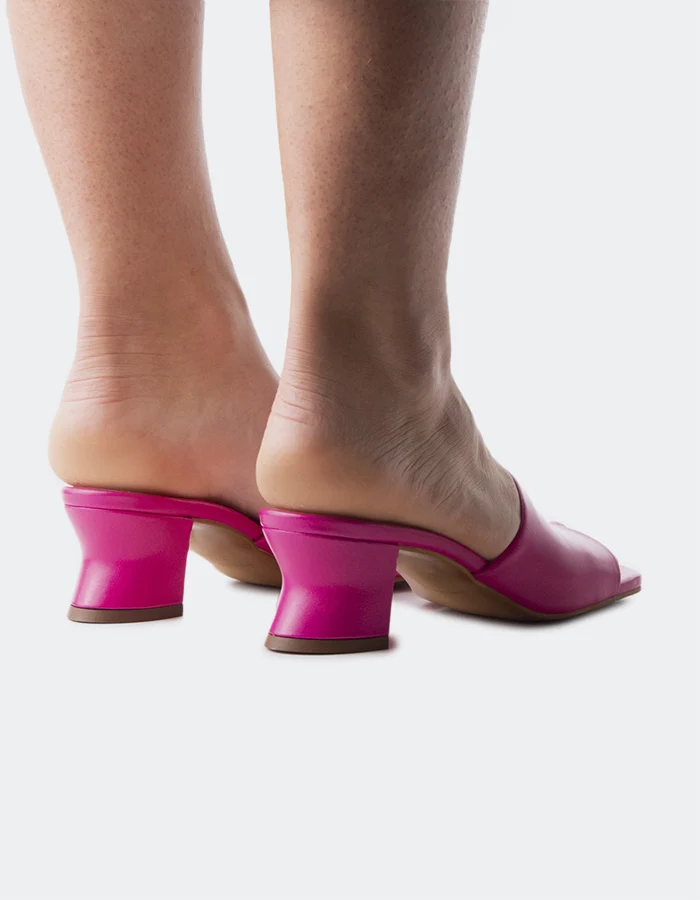 Pico Fuschia Leather