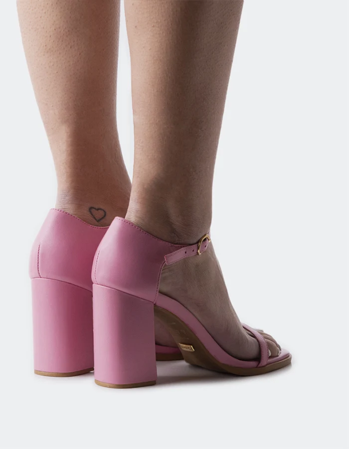 Moscato Pink Leather