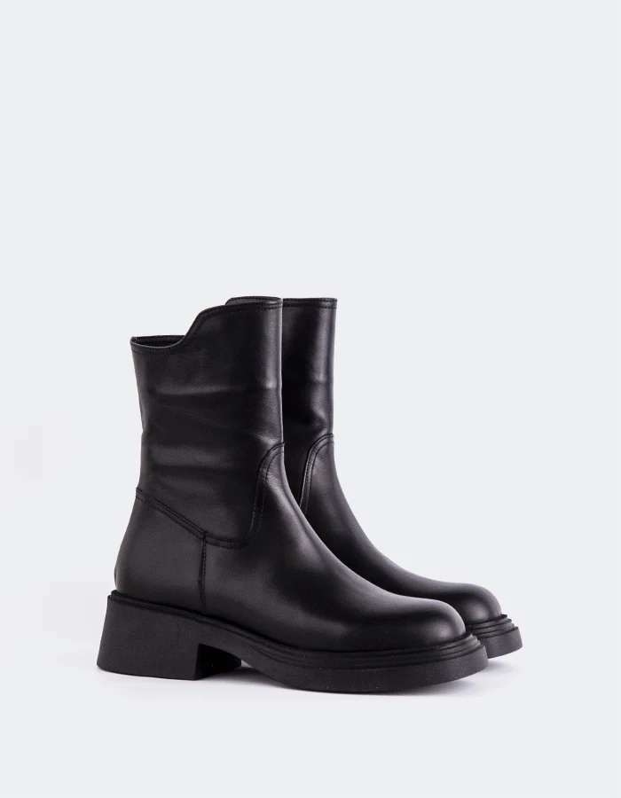 Rosemère Black Leather