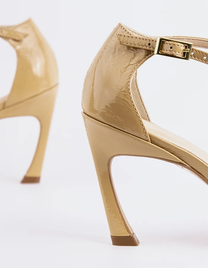 Rozana Camel Naplack