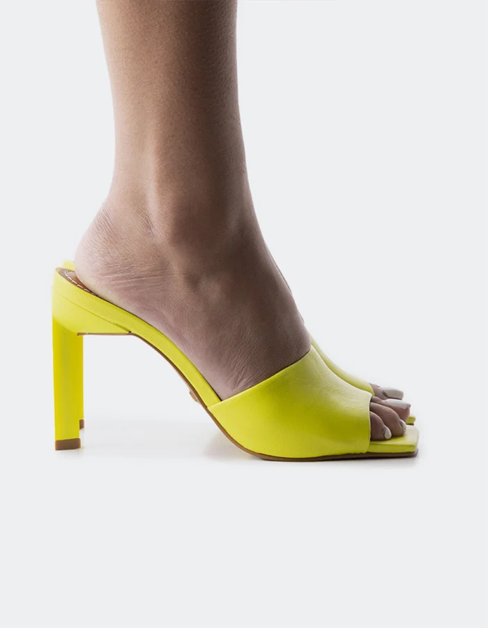 Malbec Yellow Leather