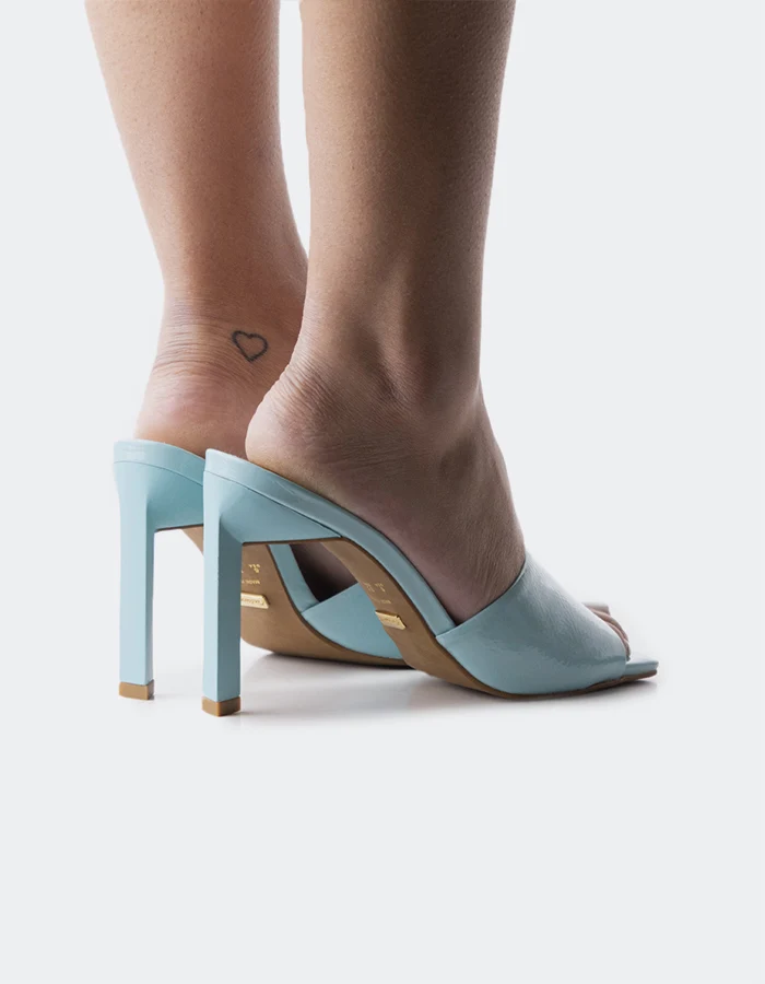 Malbec Blue Leather