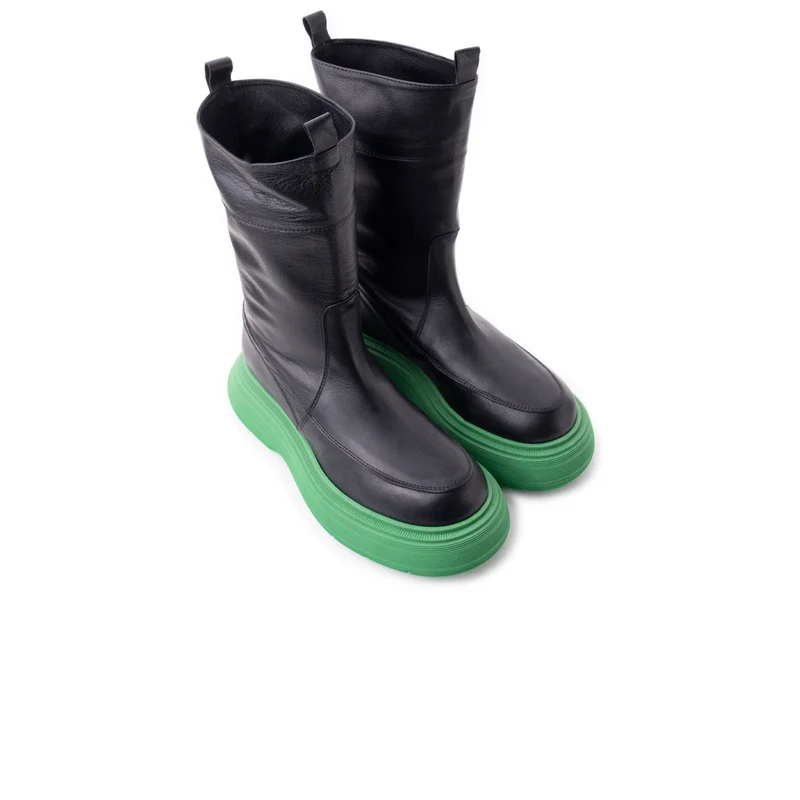 Tineo Black Leather/Green Sole