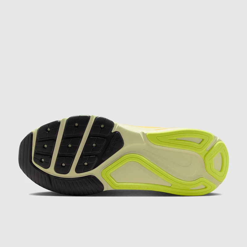 Nike Structure 26