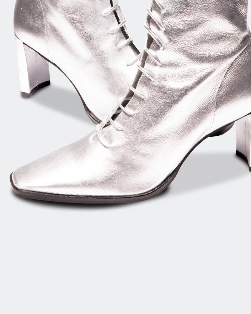 Steinway Silver Metallic