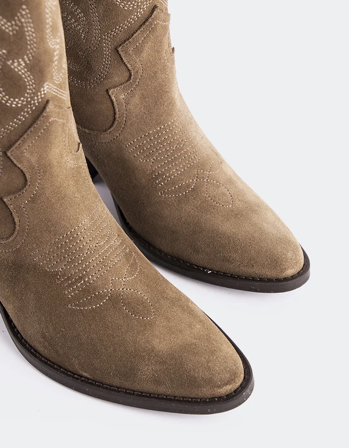 Heimdall Taupe Suede