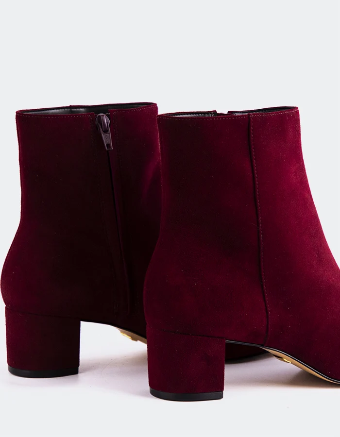 Gracyn Burgundy Suede