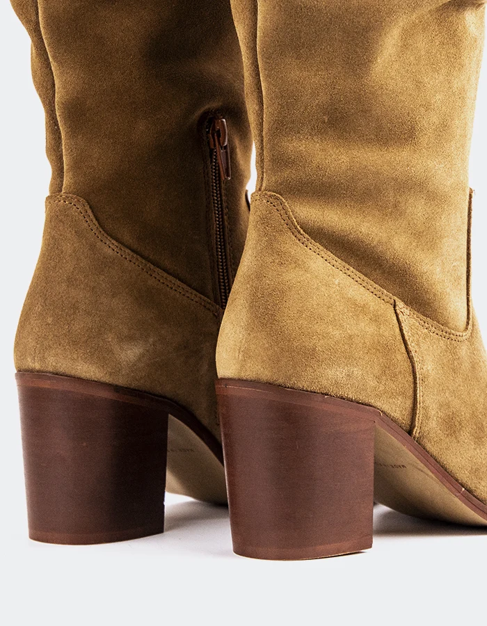 Bryanne Cognac Suede