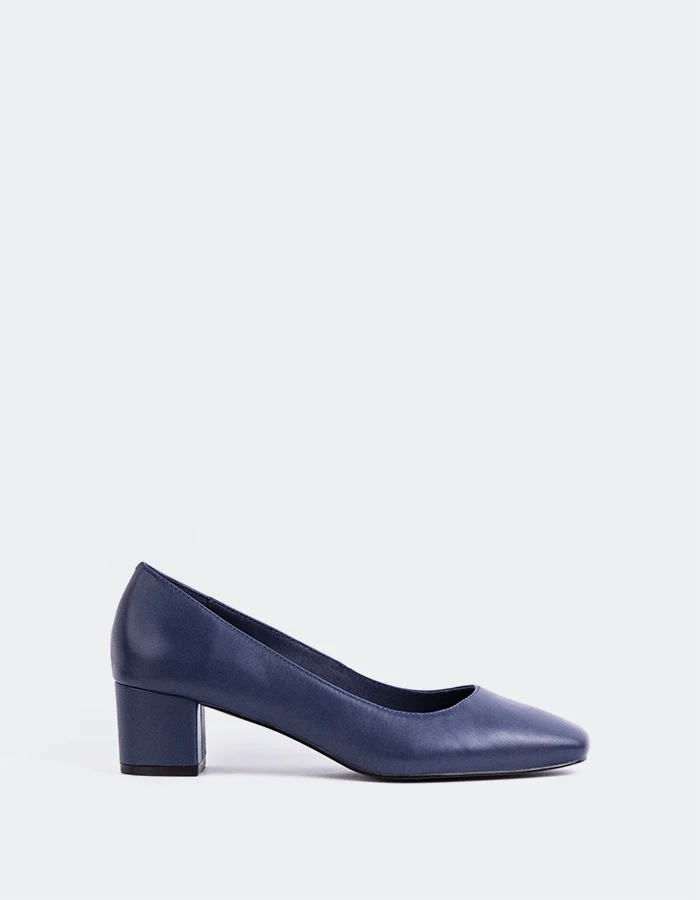 Raynan Navy Leather