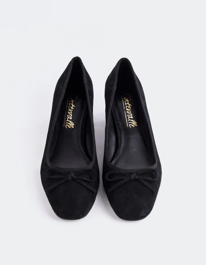 Ruslan Black Suede