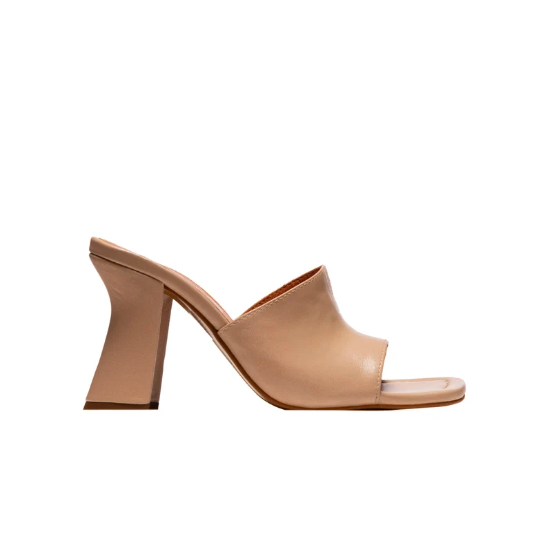 Symi Sand Leather