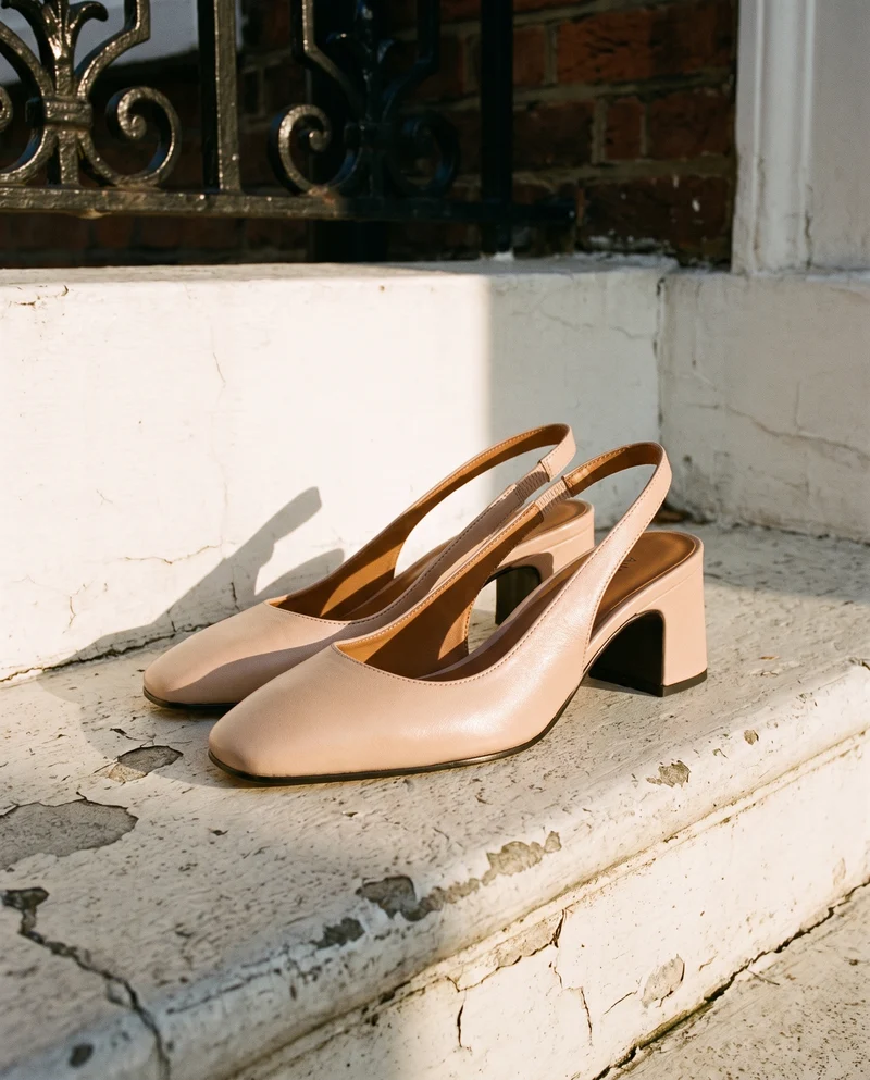 LIVIA BEIGE