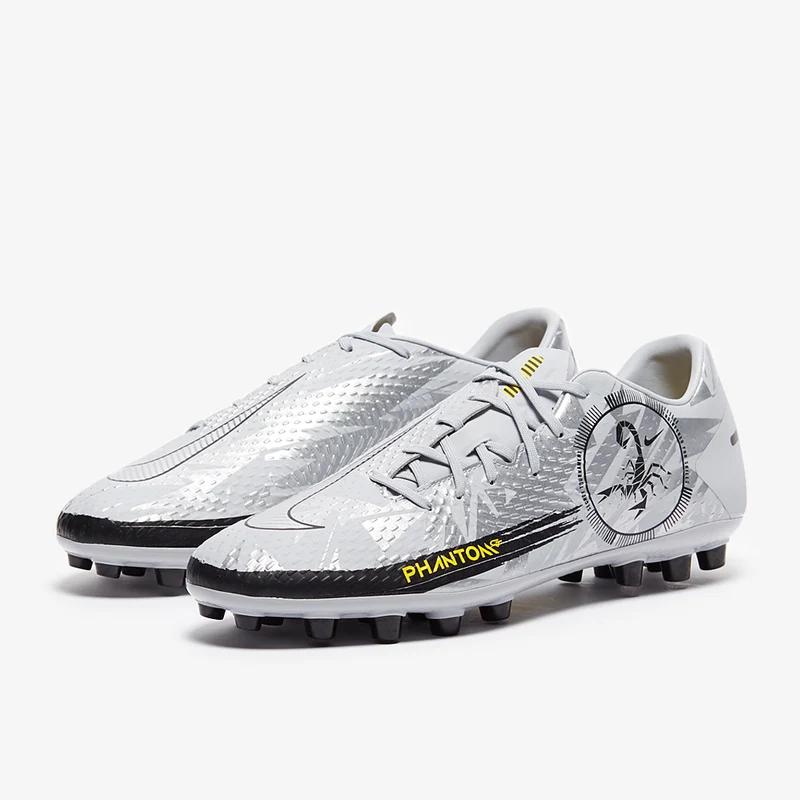 Chaussure de football à crampons pour terrain synthétique Ni