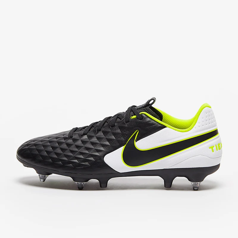 Chaussure de football à crampons pour terrain gras Nike Tiem