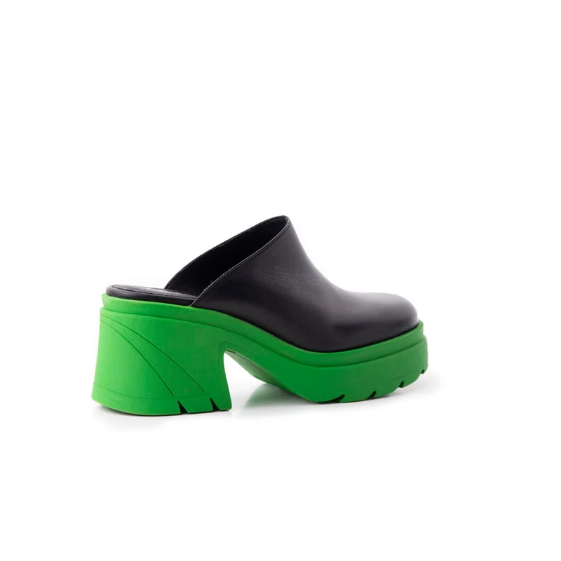 Silla Black/Green Leather